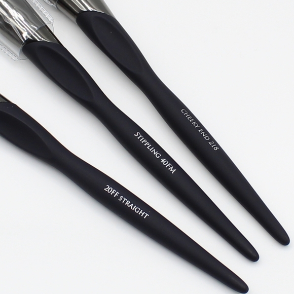F.A.R.A.H. Midnight pro trio luxe brushes - Picture 3 of 5